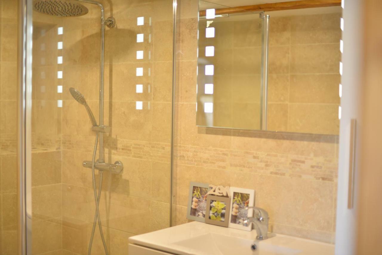 Villa Petit Coin De Charme Seyresse Esterno foto